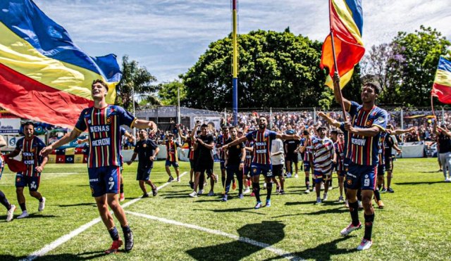 Colegiales le ganó a los Andes y volvió a la Primera nacional tras 68 años